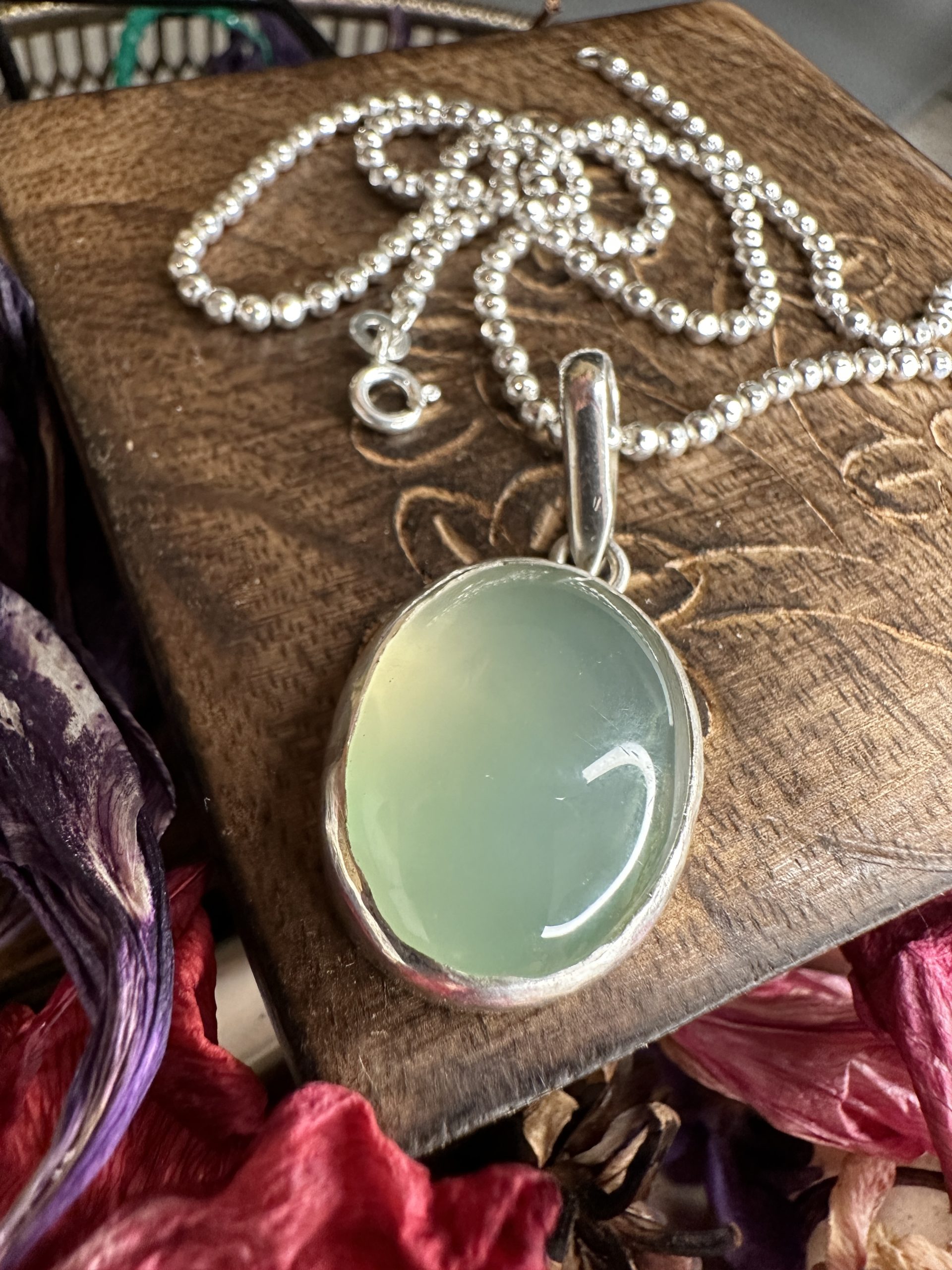 Jai Chrysoprase Necklace - Image 5