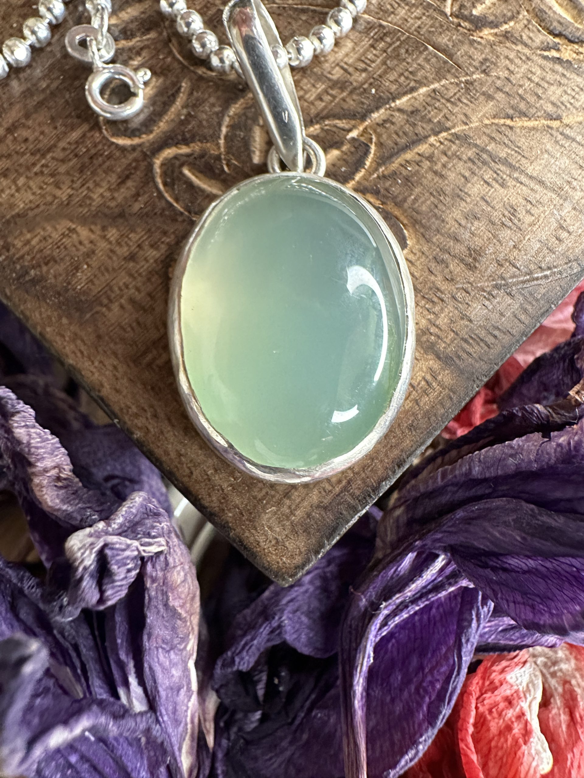 Jai Chrysoprase Necklace - Image 4