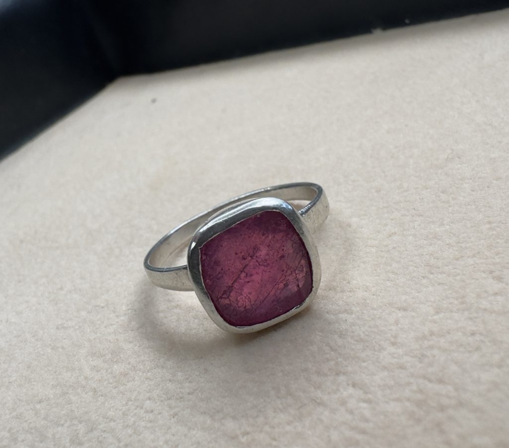 Saroj Ruby RIng
