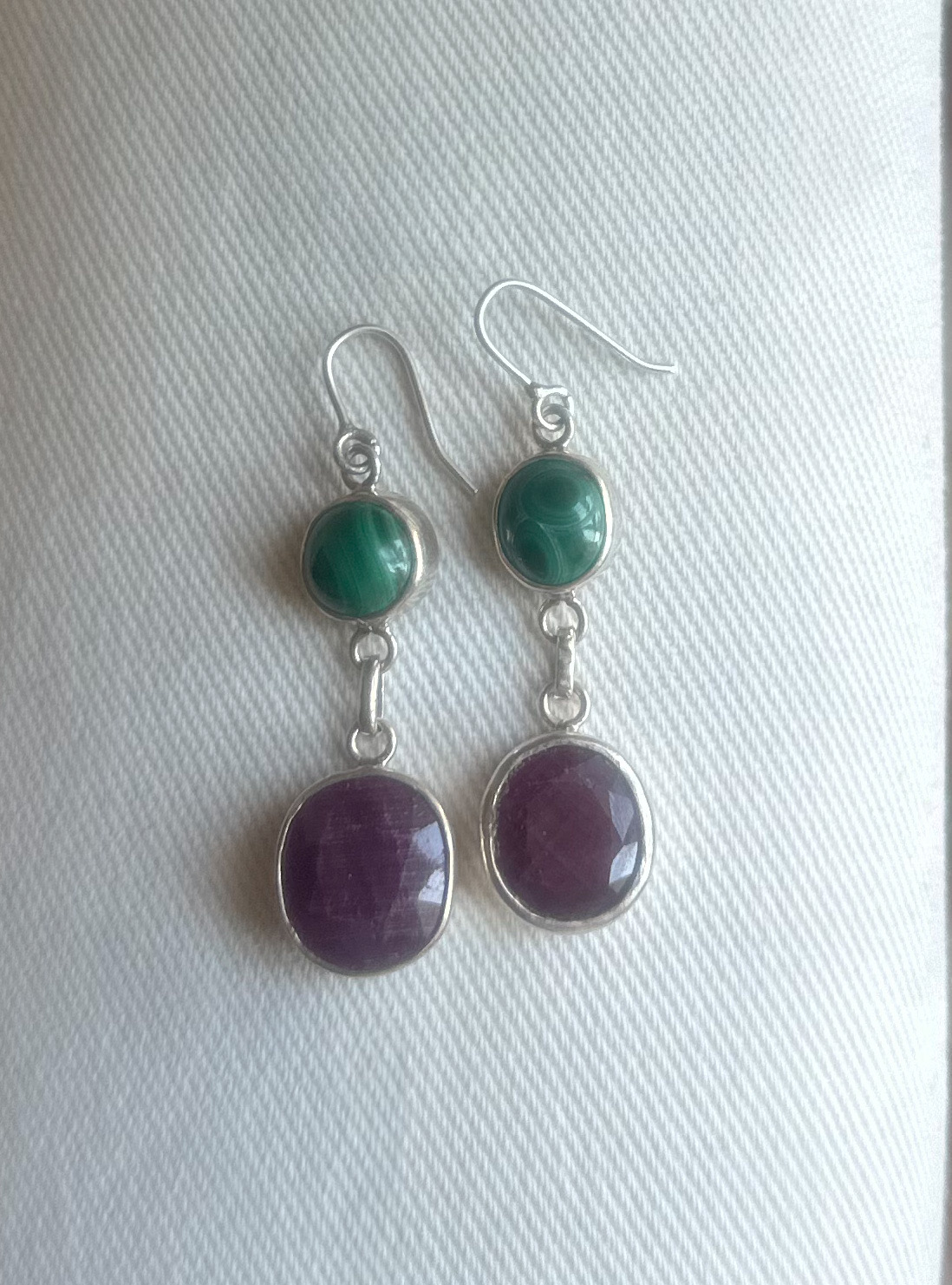 Varanane Malachite & Pink Sapphire Earrings - Image 9