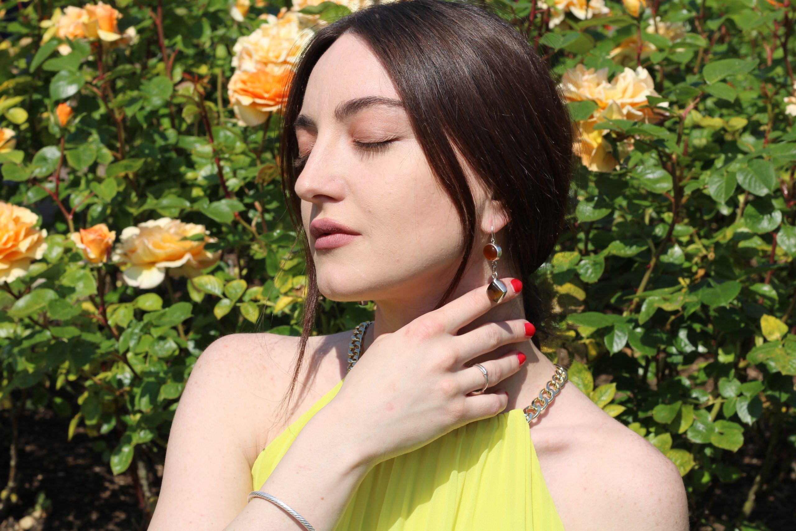 Sairandhri Garnet & Tiger's Eye Mismatched Earrings - Image 9