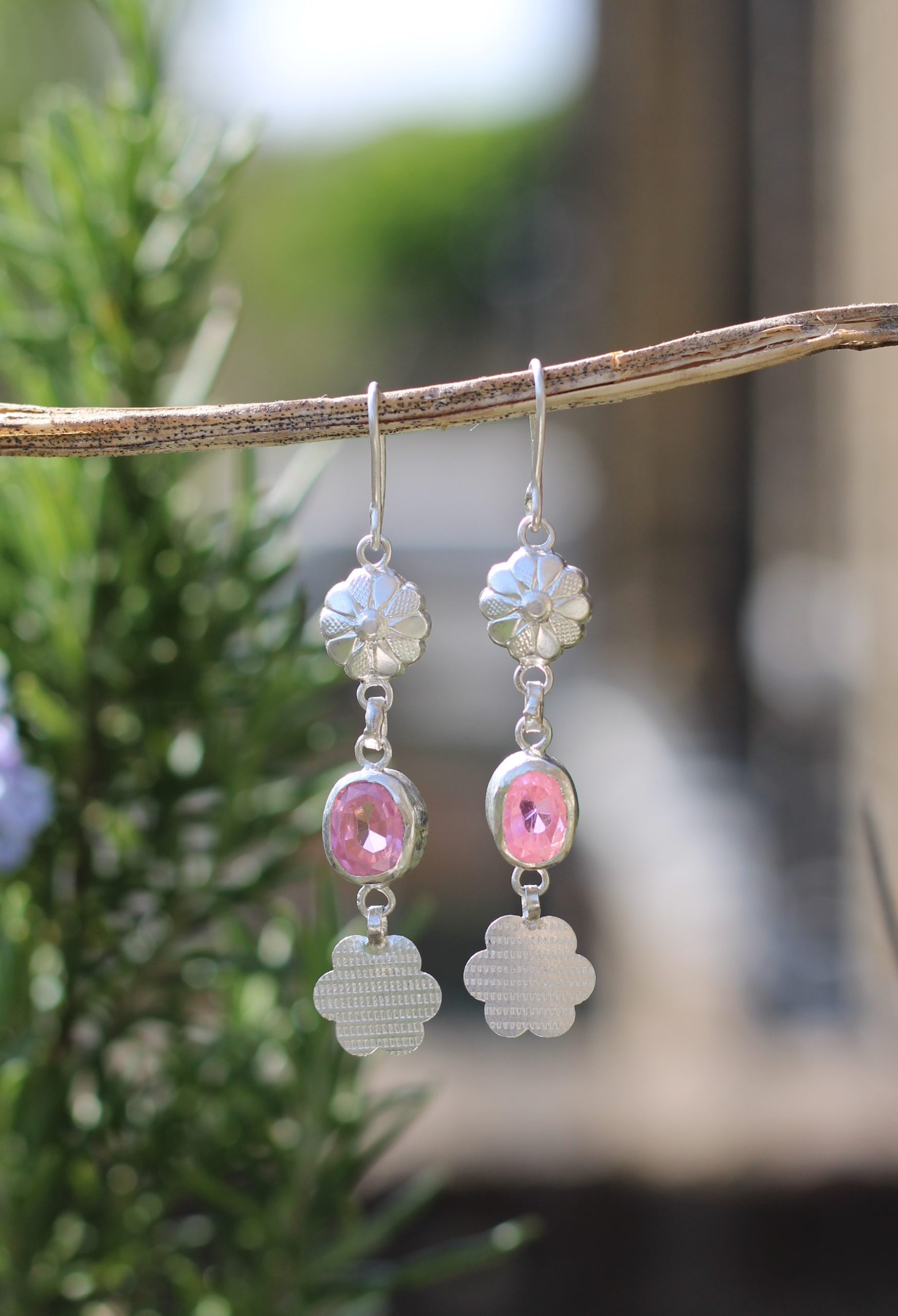 Pink Daisy Earrings