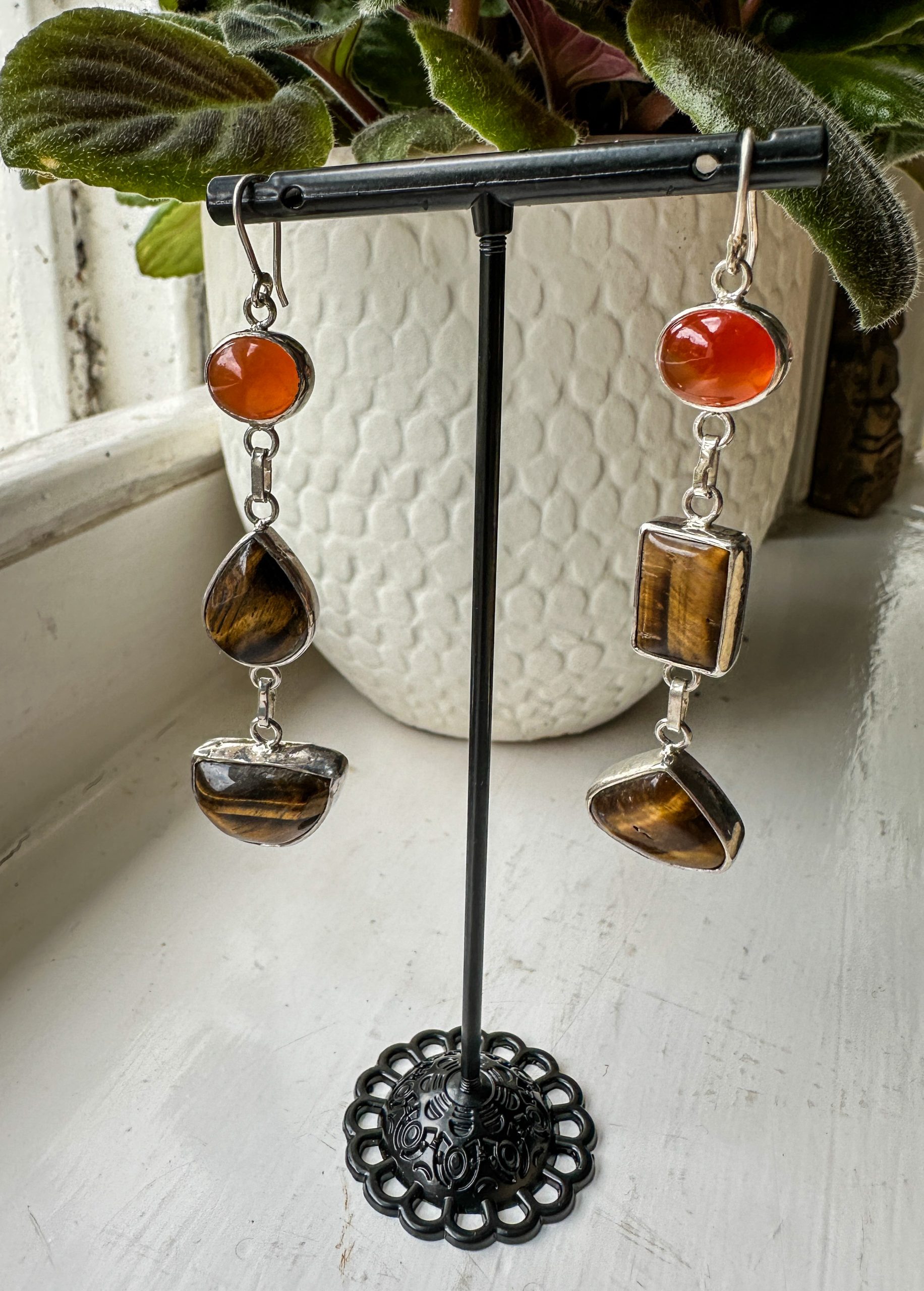 Mrigakshi Garnet Orange Earrings - Image 5