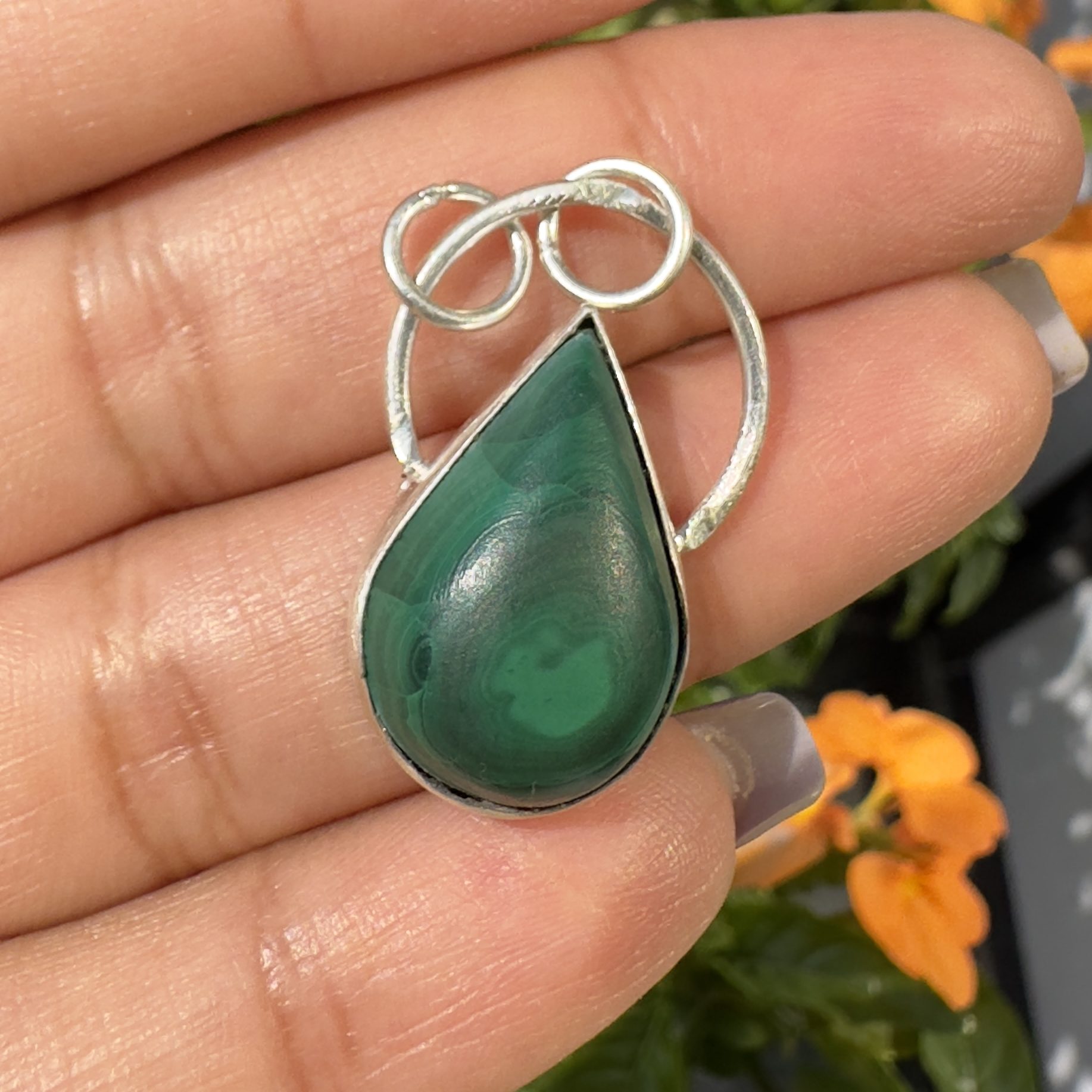 jewellery or jewelry