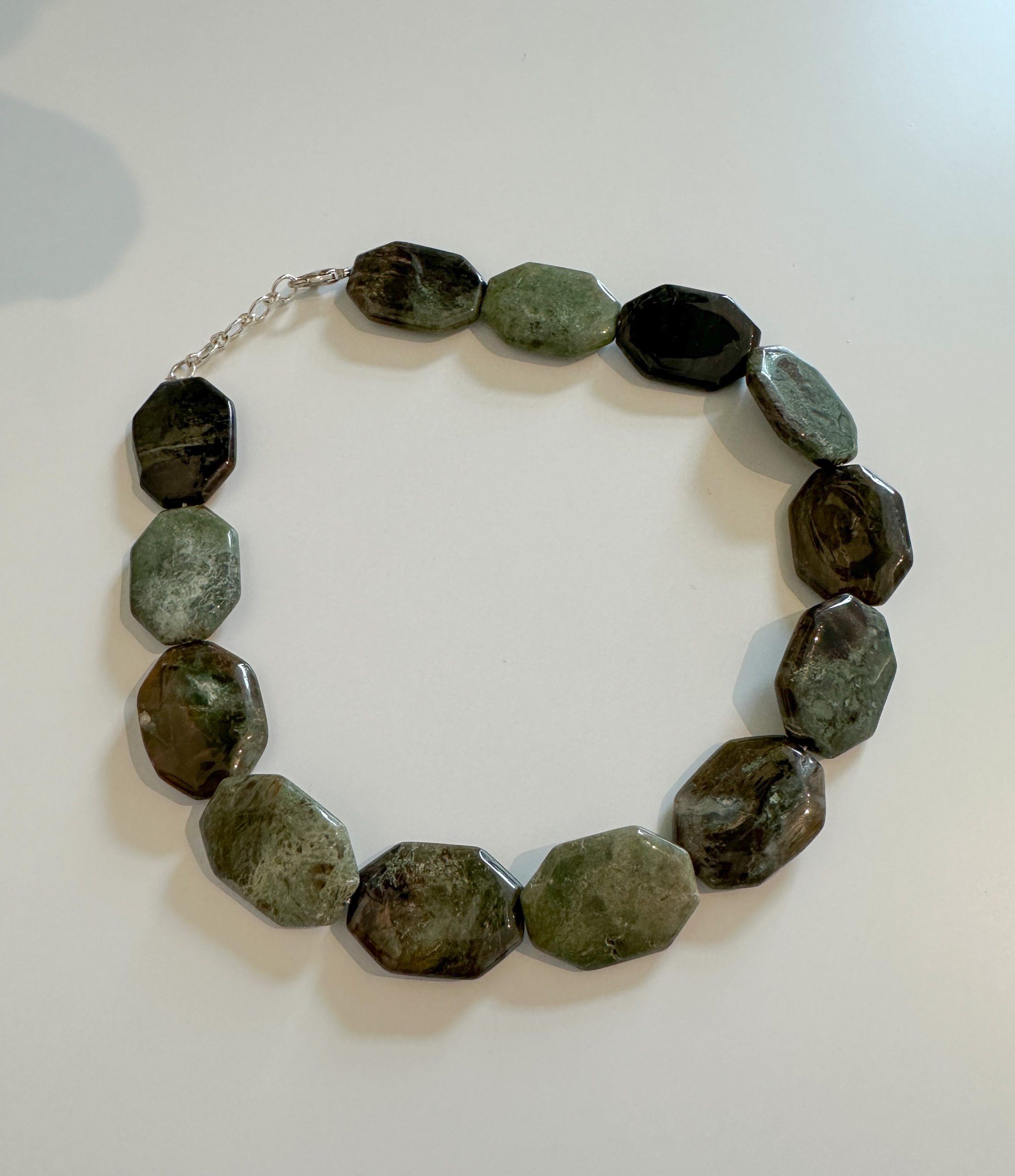 Manorama Green Bead Necklace - Image 3